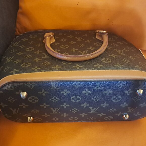 Dark Brown Louis Vuitton Handbag- Vintage Alma Monogram Canvas MM - Picture 2 of 9